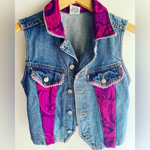 Vintage fabric custom denim vest - Picture 3 of 7